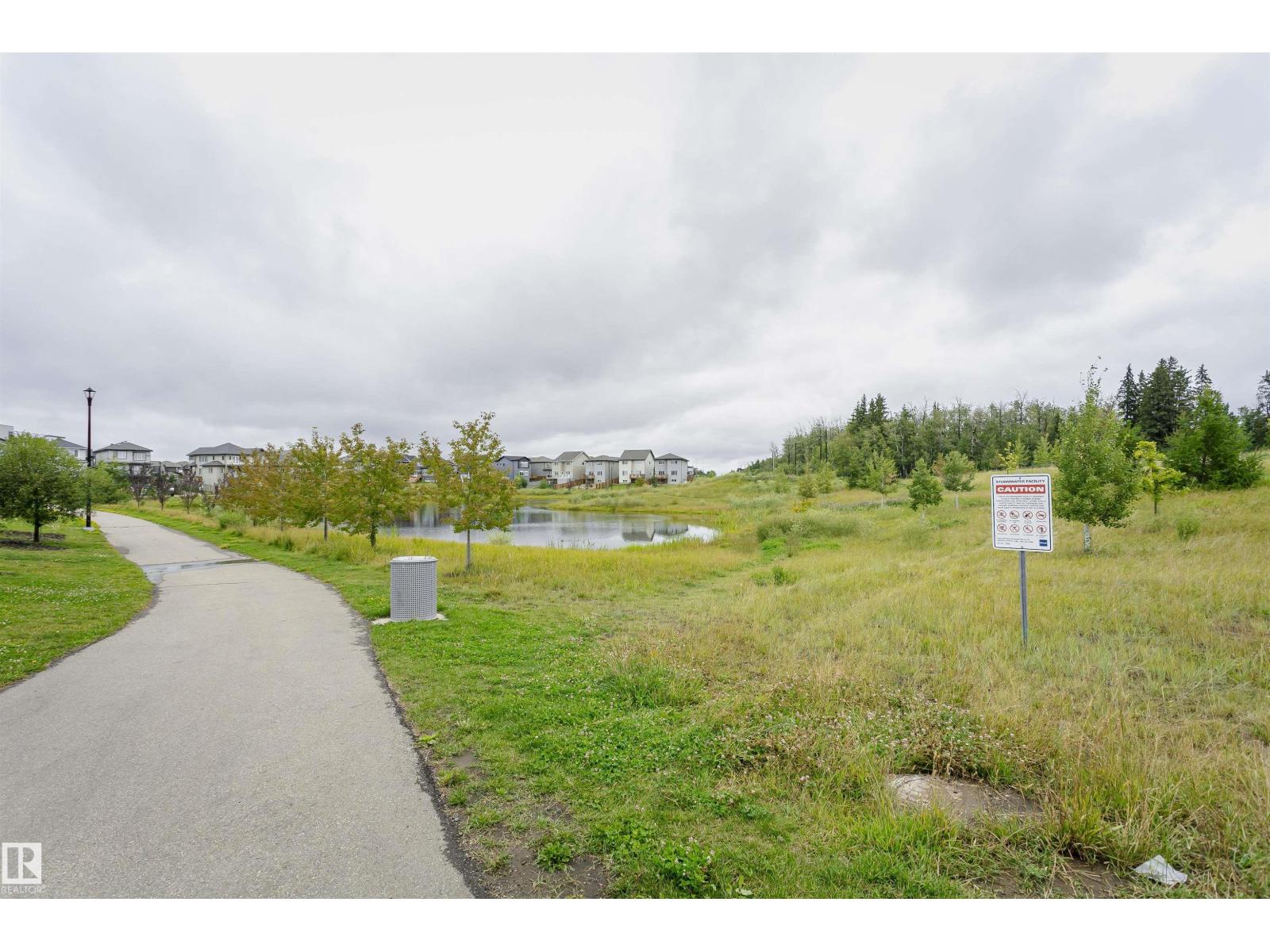Photo 9 of 1640 Erker Wy Nw, Edmonton AB
