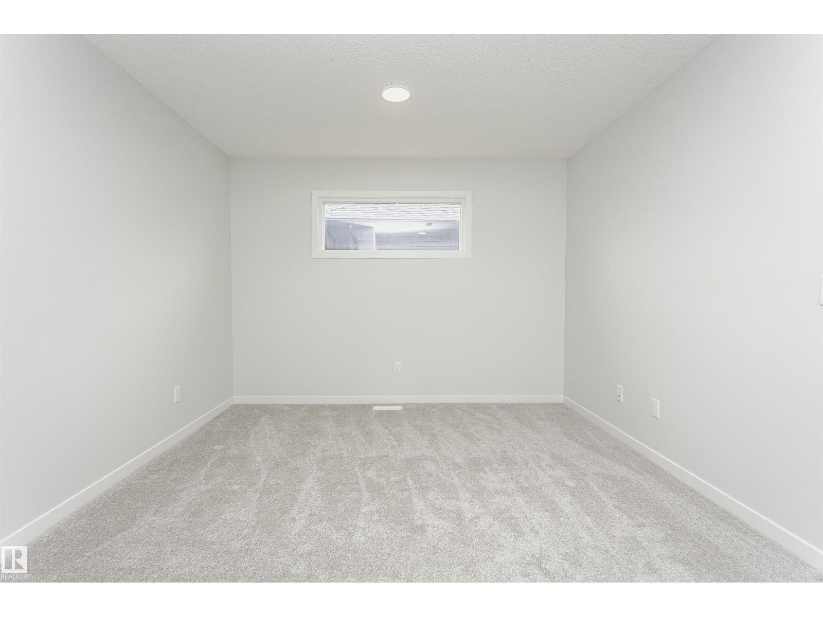 Photo 26 of 1640 Erker Wy Nw, Edmonton AB