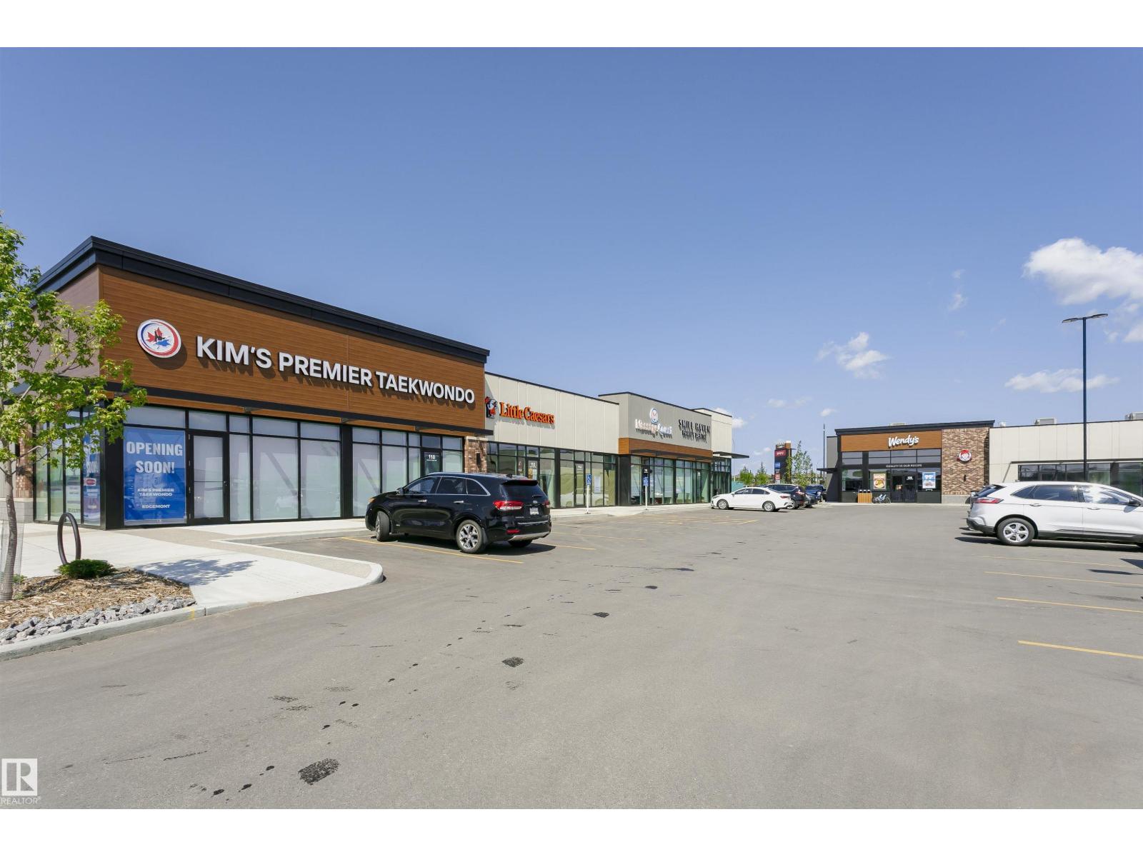 Photo 14 of 1640 Erker Wy Nw, Edmonton AB