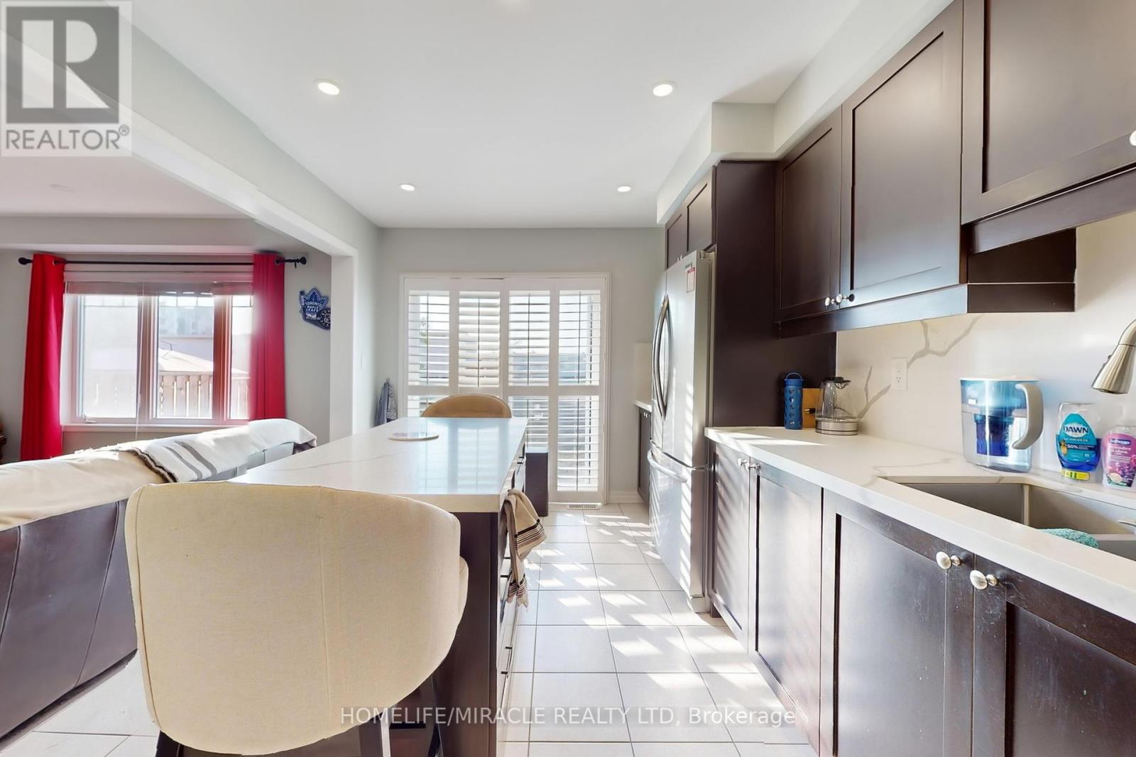 Photo 31 of 1168 Duignan Crescent, Milton ON