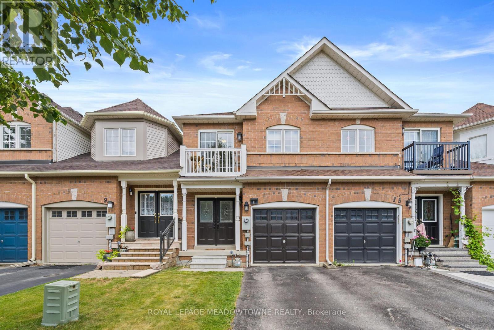 Photo 34 of 11 Bradley Drive, Halton Hills ON