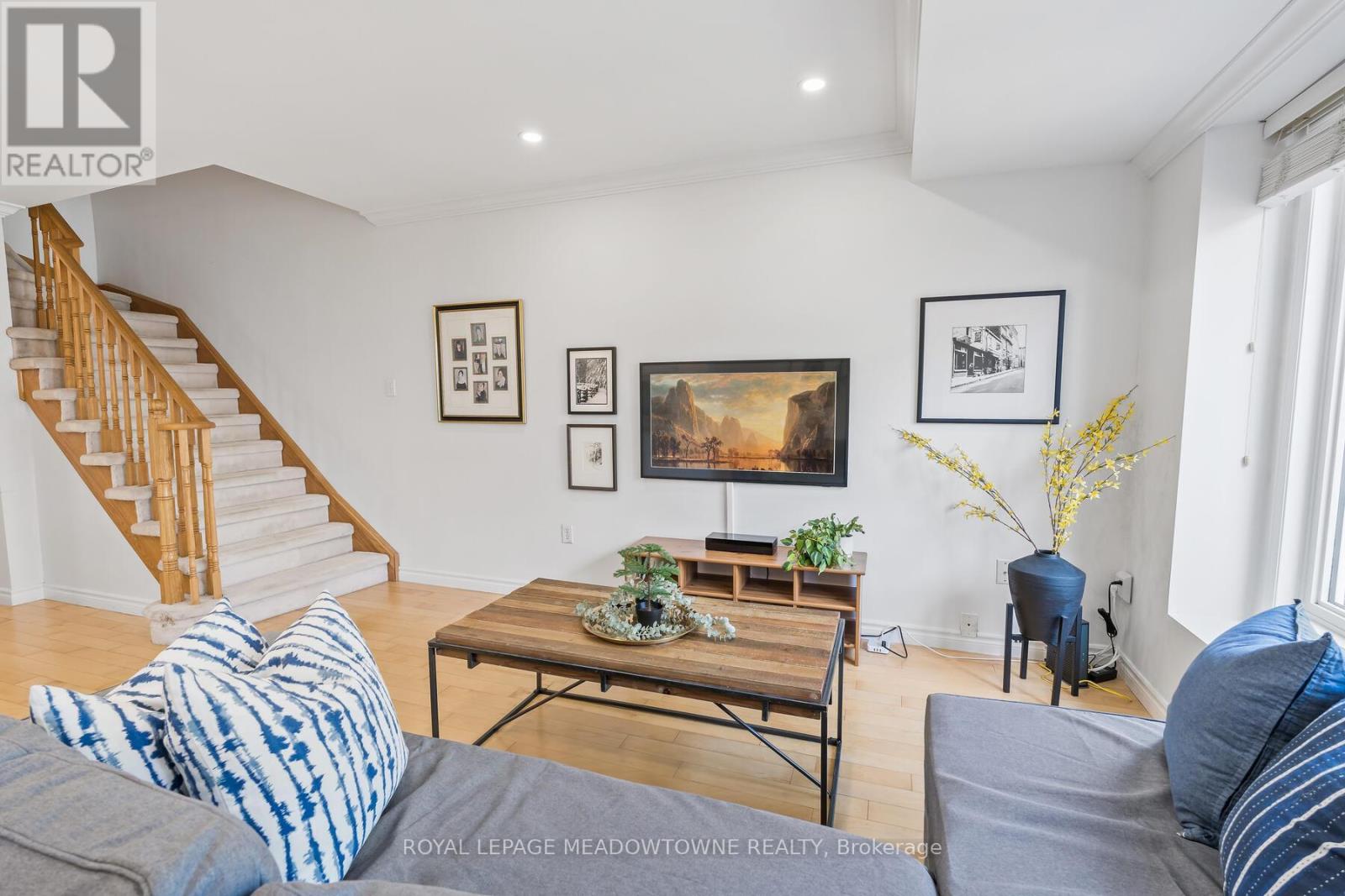 Photo 30 of 11 Bradley Drive, Halton Hills ON