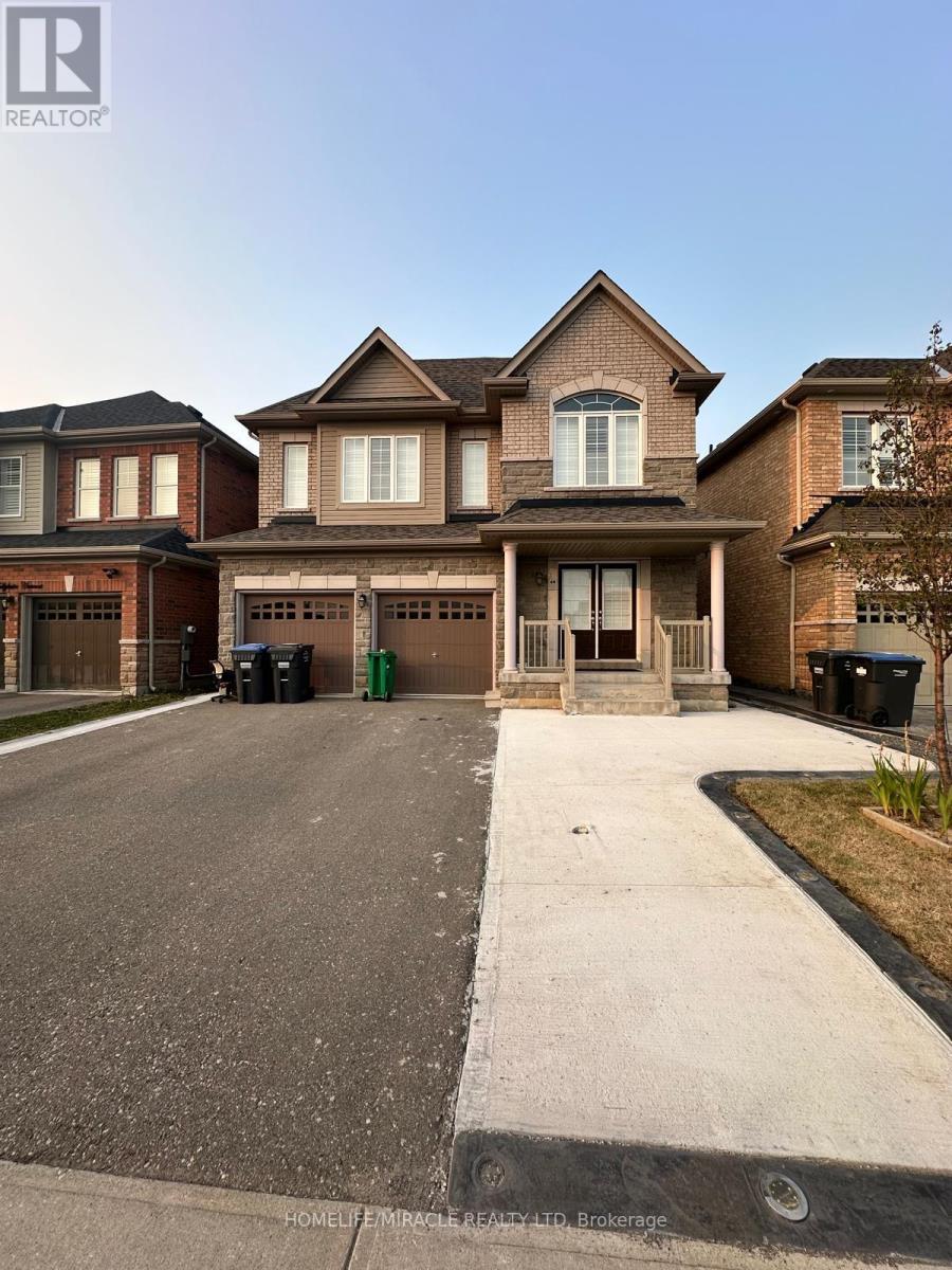 Photo 2 of 49 Ballyhaise Crescent, Brampton ON