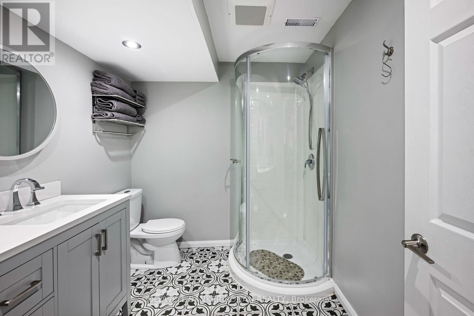 Photo 28 of 46 Preston Drive, Orangeville ON