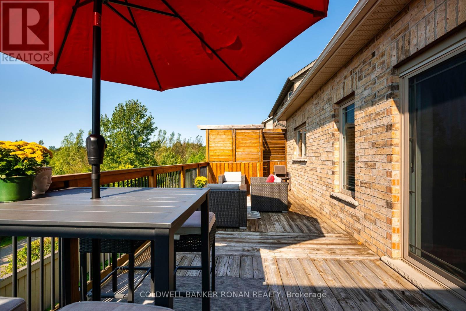 Photo 5 of 46 Preston Drive, Orangeville ON