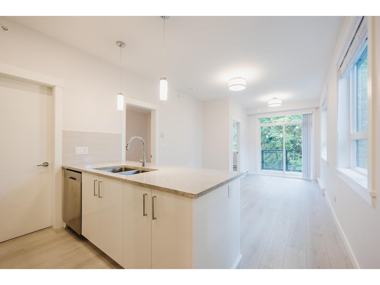 406 32690 14TH AVENUE, Mission