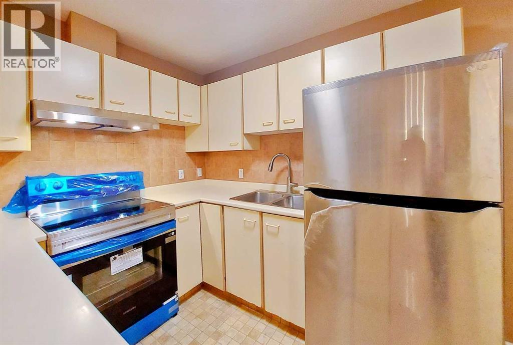 Single Family House for Sale in   EDENWOLD Heights NW Edgemont Calgary 