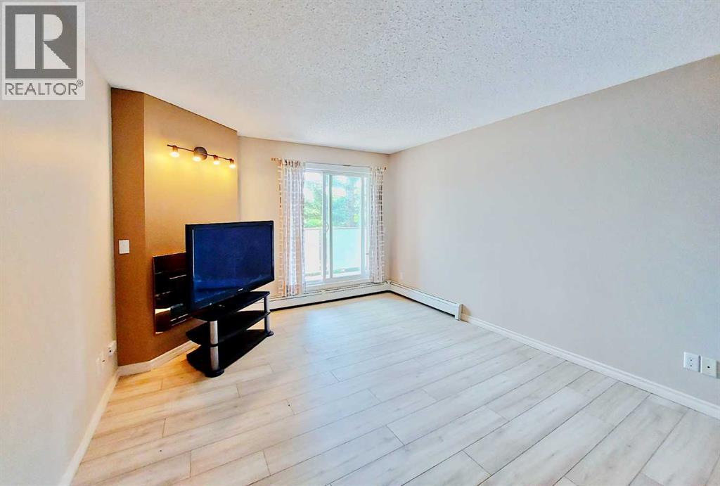 Single Family House for Sale in   EDENWOLD Heights NW Edgemont Calgary 