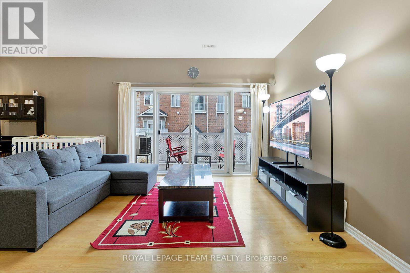 Photo 12 of 118 3265 St Joseph Boulevard, Ottawa ON
