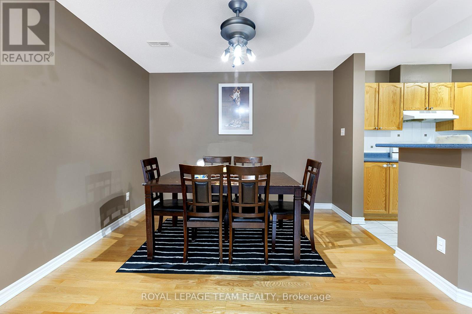 Photo 6 of 118 3265 St Joseph Boulevard, Ottawa ON