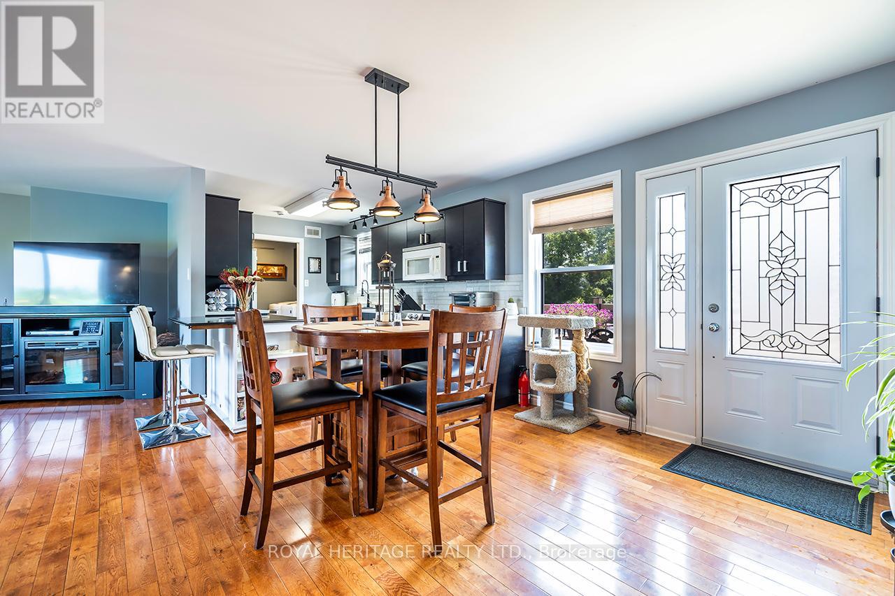 Photo 7 of 4395 7 Highway, Asphodelnorwood ON