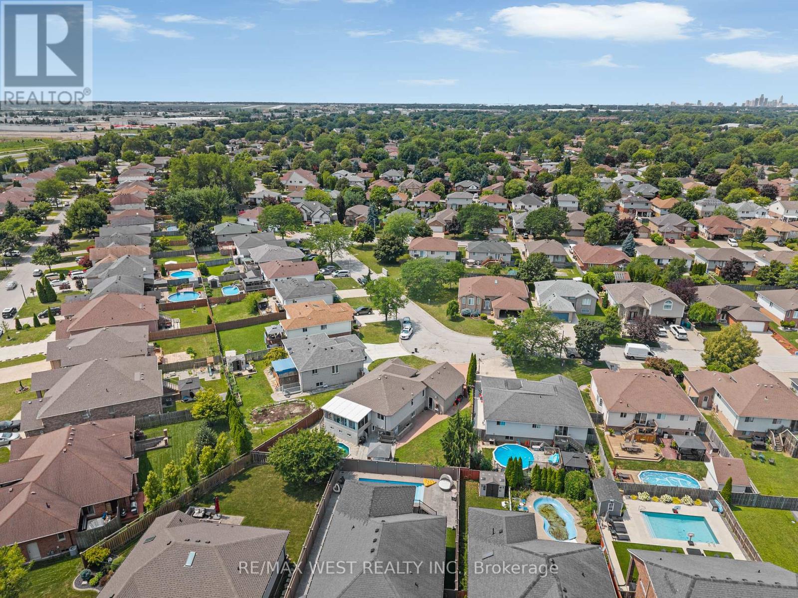 Photo 45 of 11143 Ancona Crescent, Windsor ON