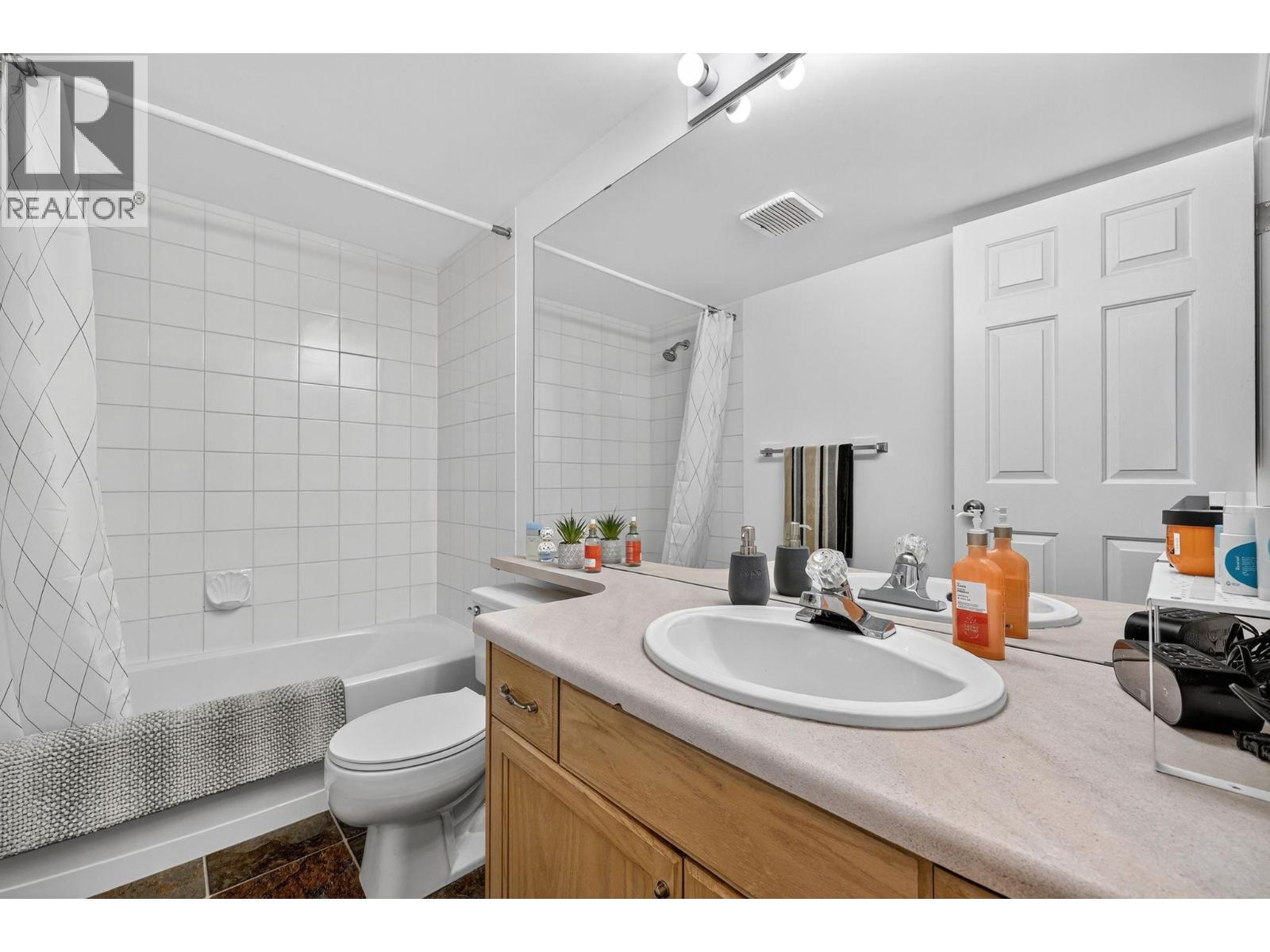 #105 3115 DE MONTREUIL COURT - Image 18