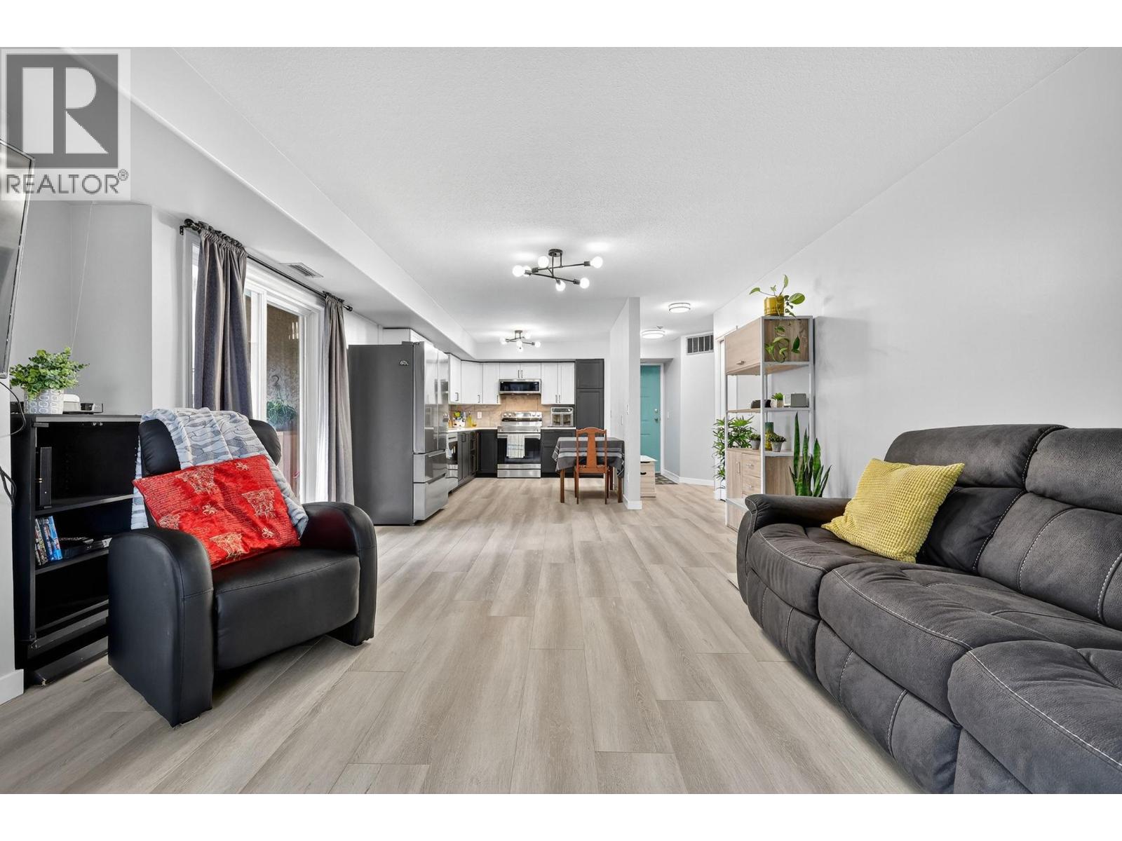 #105 3115 DE MONTREUIL COURT - Image 6