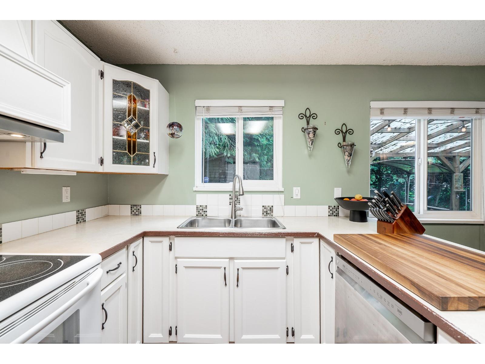 8370 SHEAVES, Delta