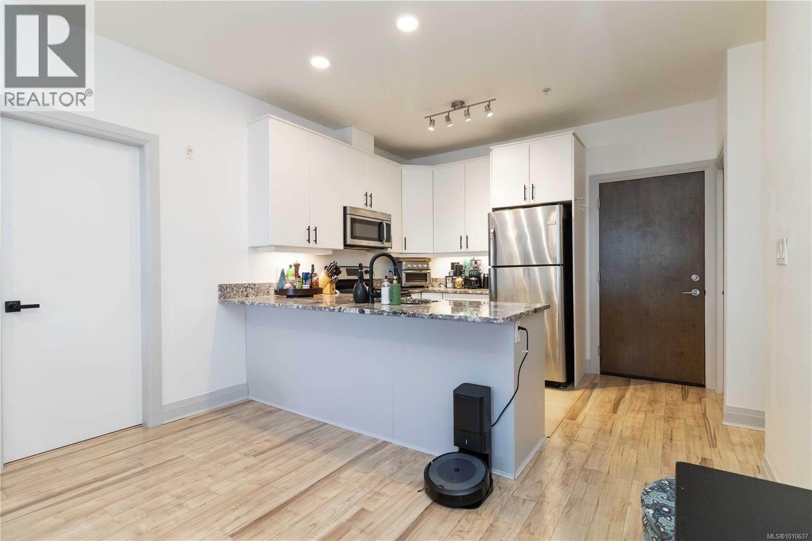 209 1145 Sikorsky Road, Langford