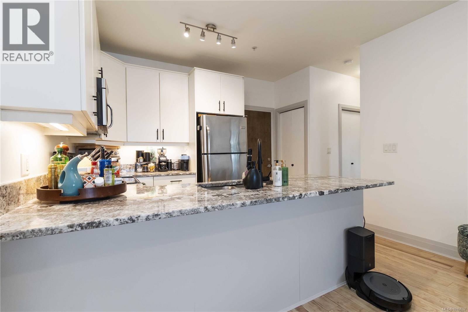209 1145 Sikorsky Road, Langford