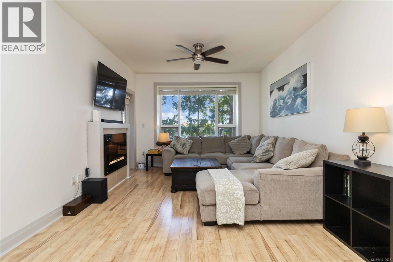 209 1145 Sikorsky Road, Langford