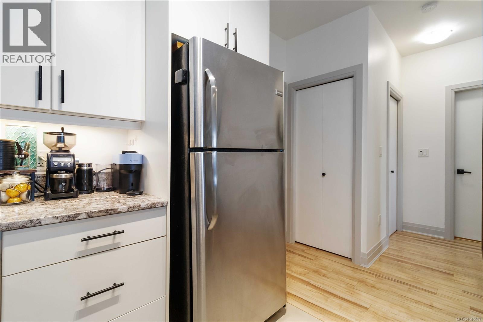 209 1145 Sikorsky Road, Langford