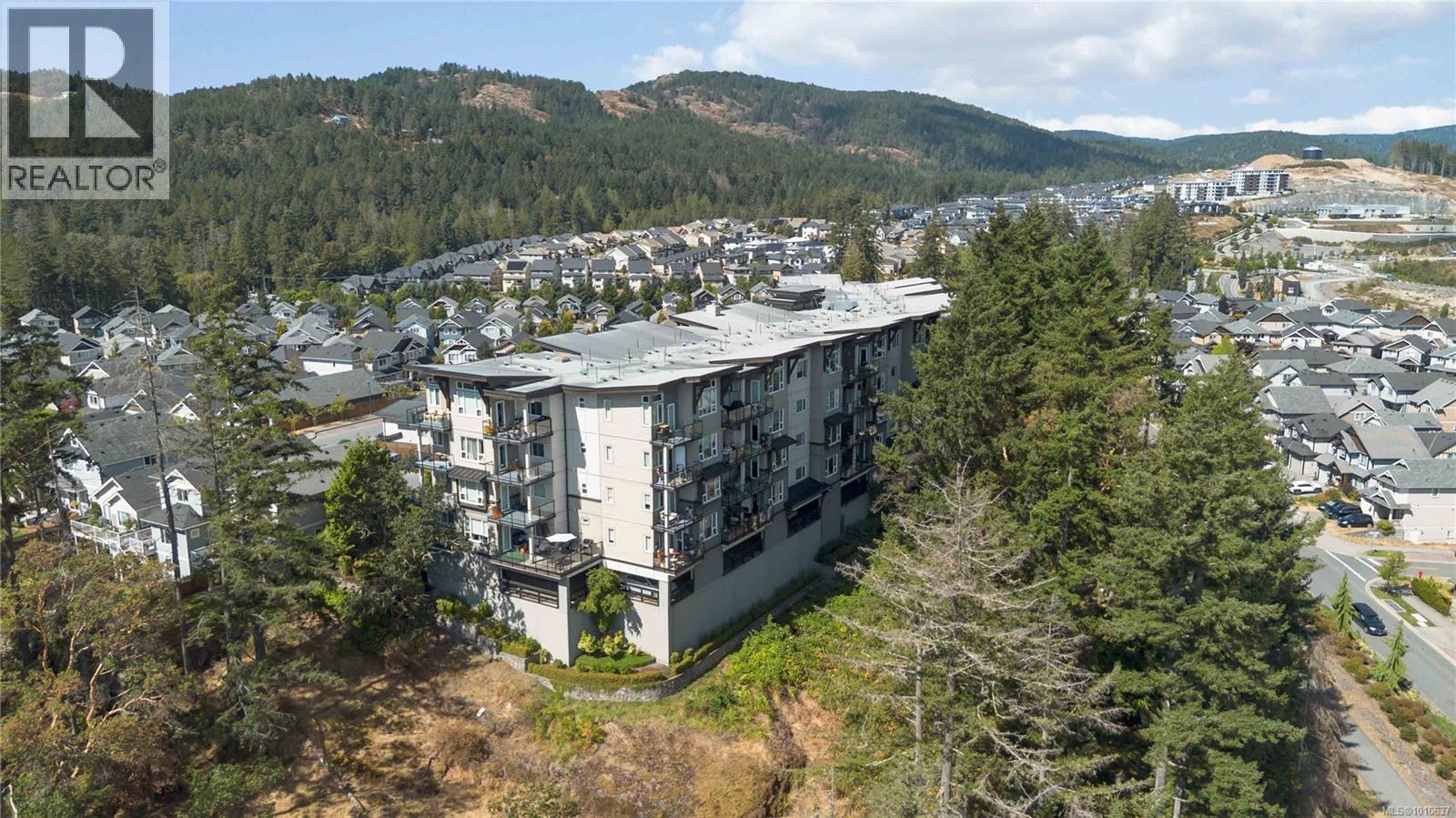 209 1145 Sikorsky Road, Langford