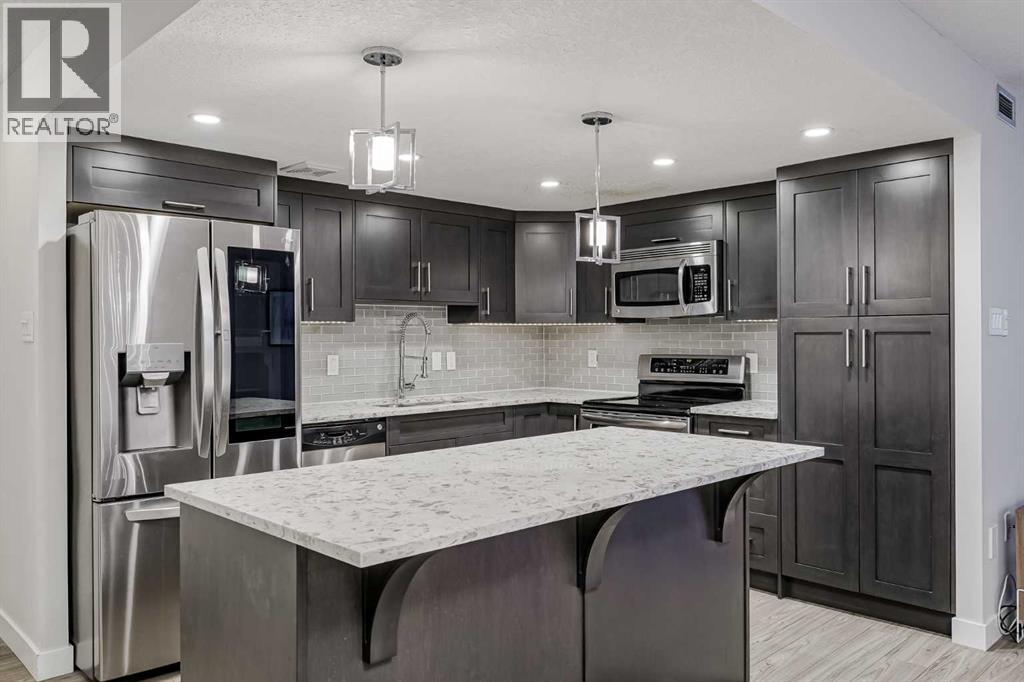 Single Family House for Sale in    Avenue SW Downtown West End Calgary 