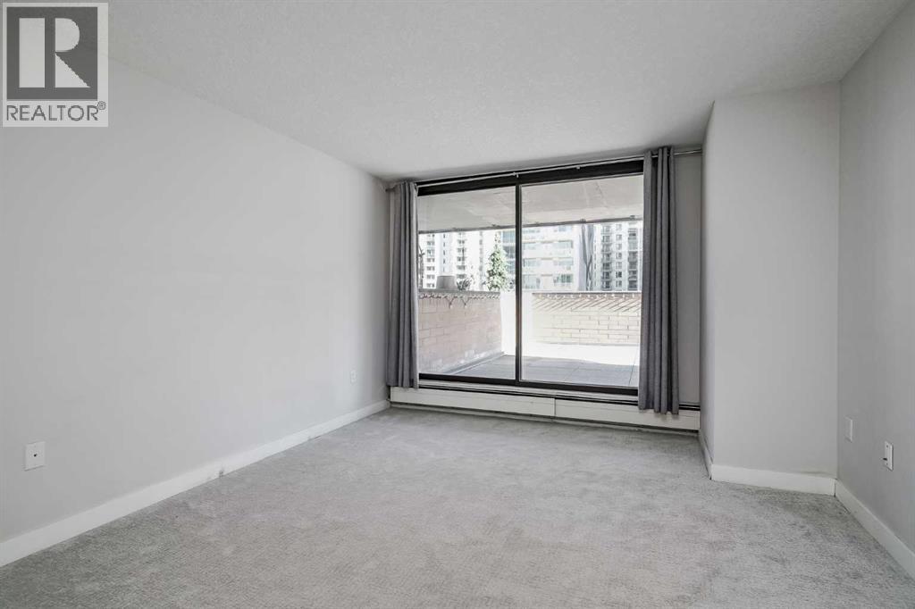 Single Family House for Sale in    Avenue SW Downtown West End Calgary 