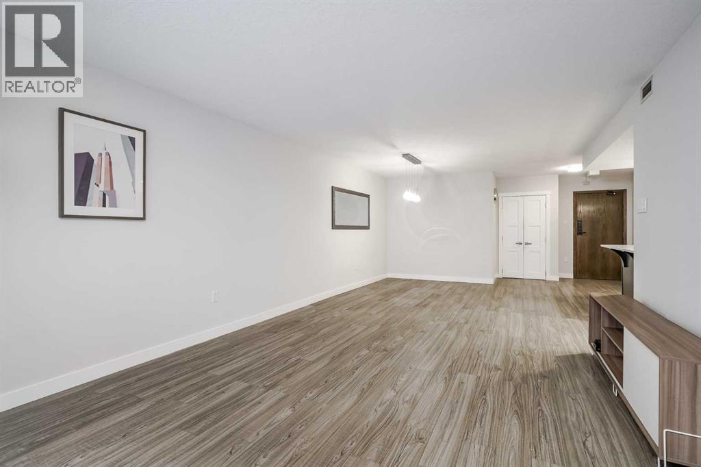 Single Family House for Sale in    Avenue SW Downtown West End Calgary 