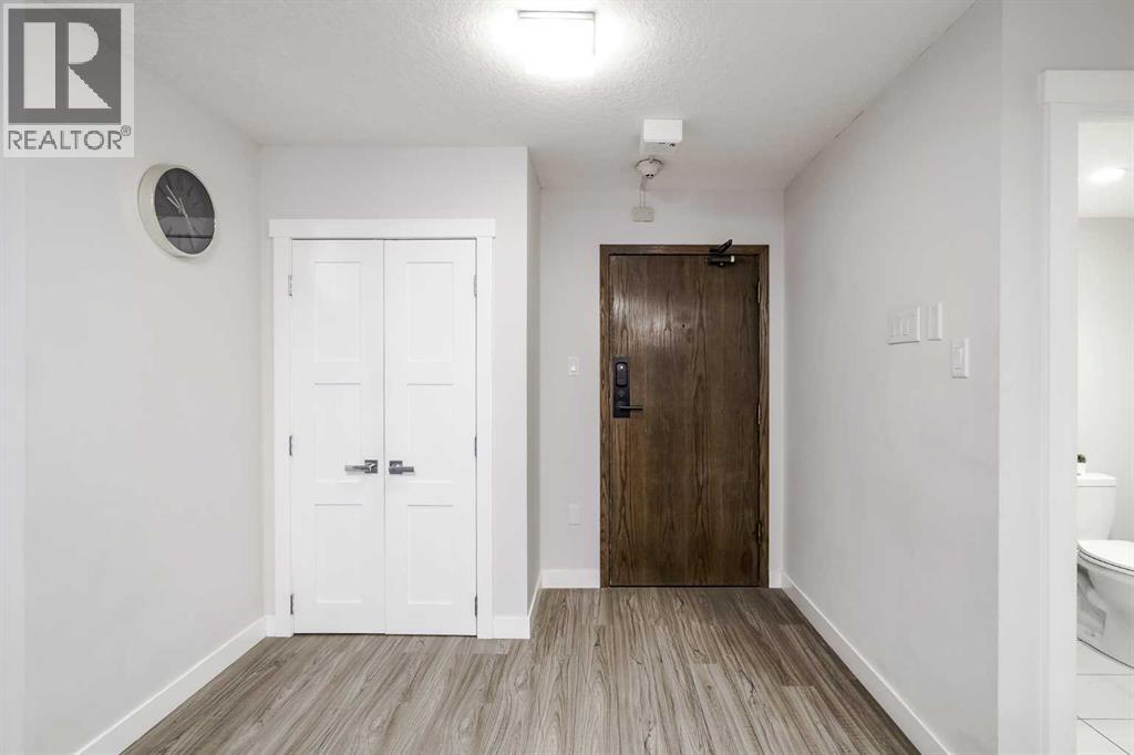 Single Family House for Sale in    Avenue SW Downtown West End Calgary 
