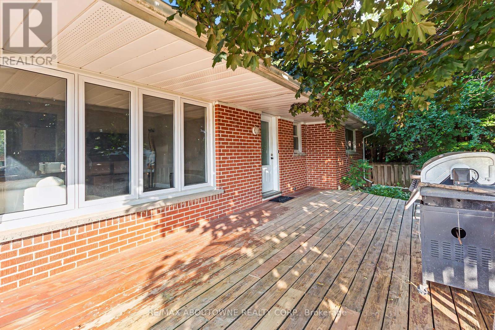 Photo 40 of 8759 Heritage Road, Brampton ON