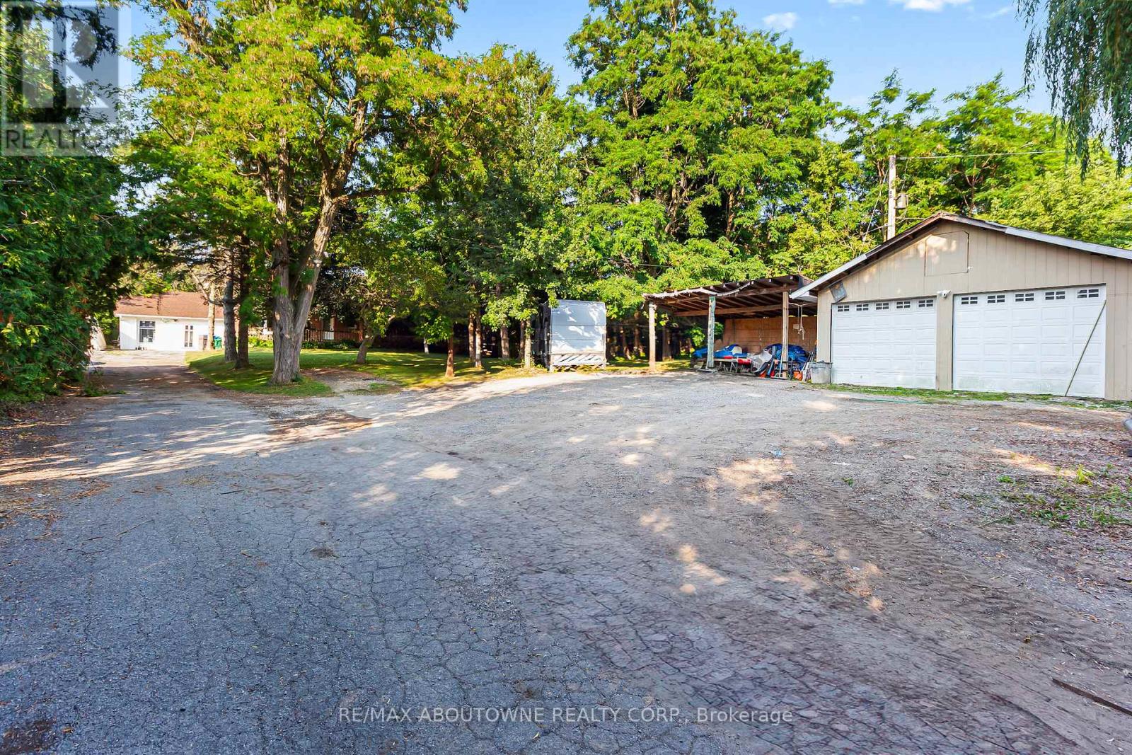 Photo 27 of 8759 Heritage Road, Brampton ON