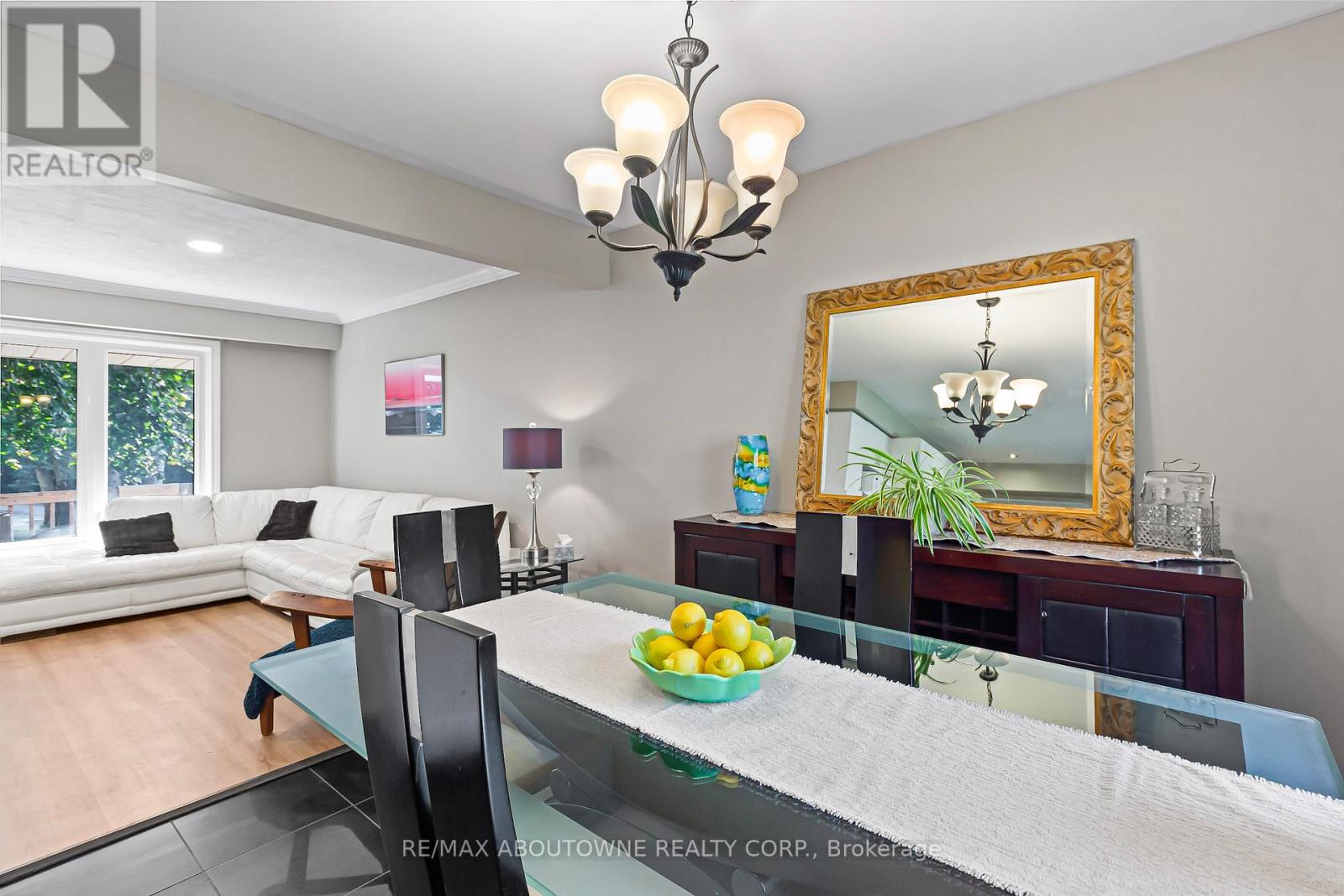 Photo 1 of 8759 Heritage Road, Brampton ON