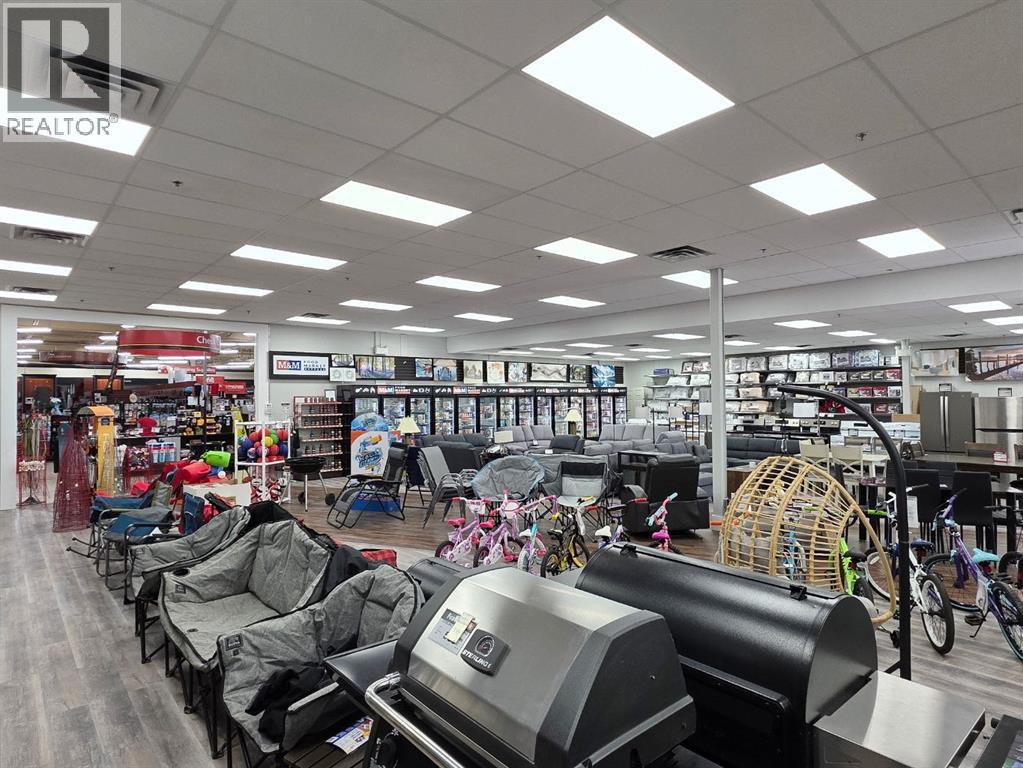 Photo 3 of 300 305 312 301 Shoppers Pk Mall, Grande Cache AB