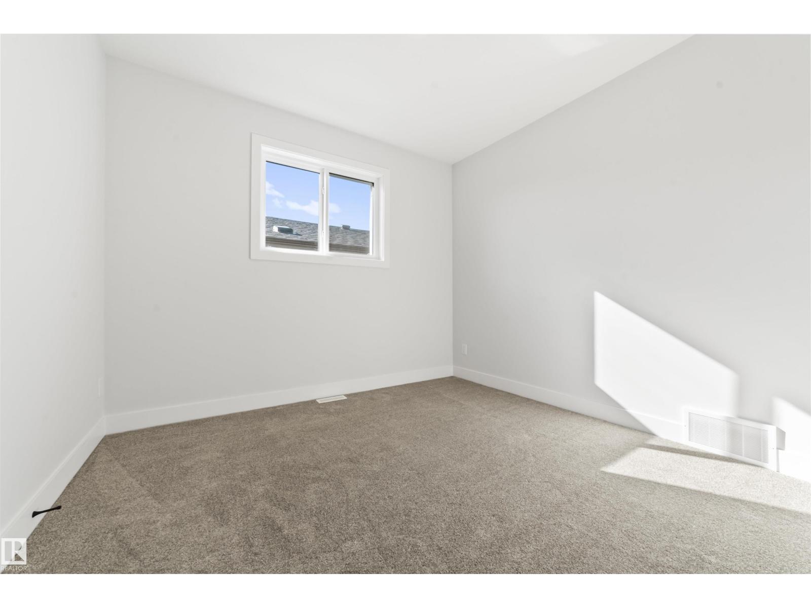 Photo 47 of 204 Cavanagh Common Sw, Edmonton AB