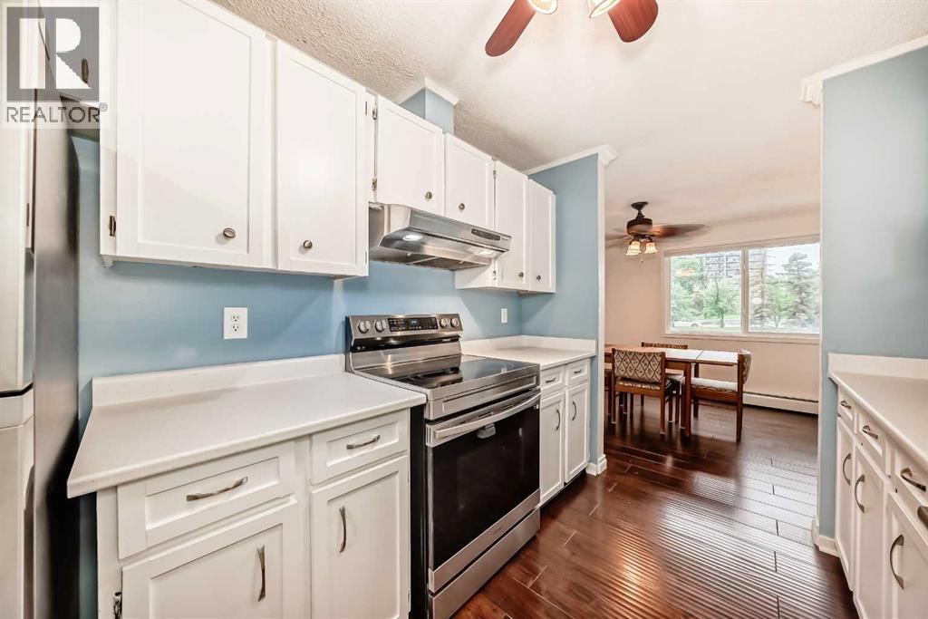 Single Family House for Sale in   Glamis Drive SW Glamorgan Calgary 