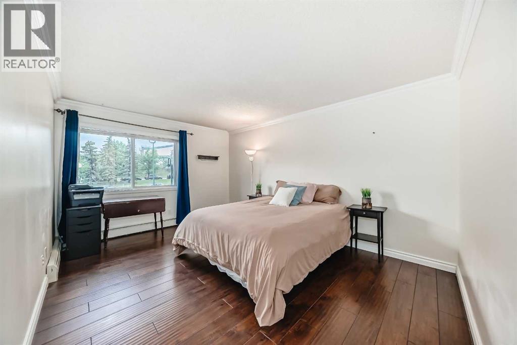 Single Family House for Sale in   Glamis Drive SW Glamorgan Calgary 