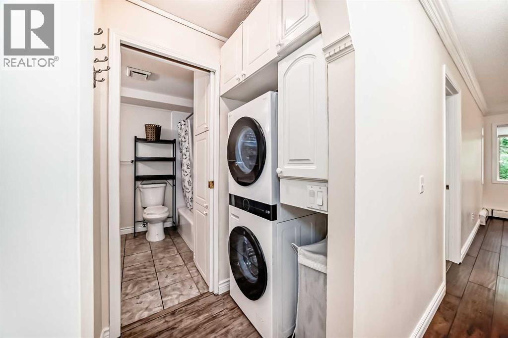 Single Family House for Sale in   Glamis Drive SW Glamorgan Calgary 