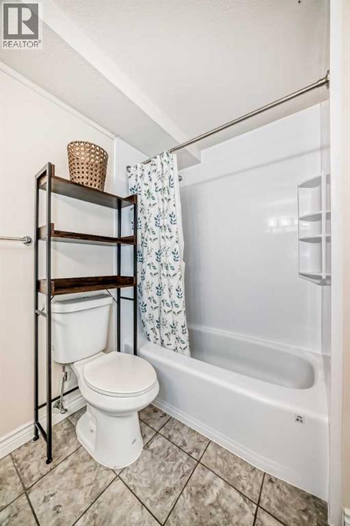 Single Family House for Sale in   Glamis Drive SW Glamorgan Calgary 