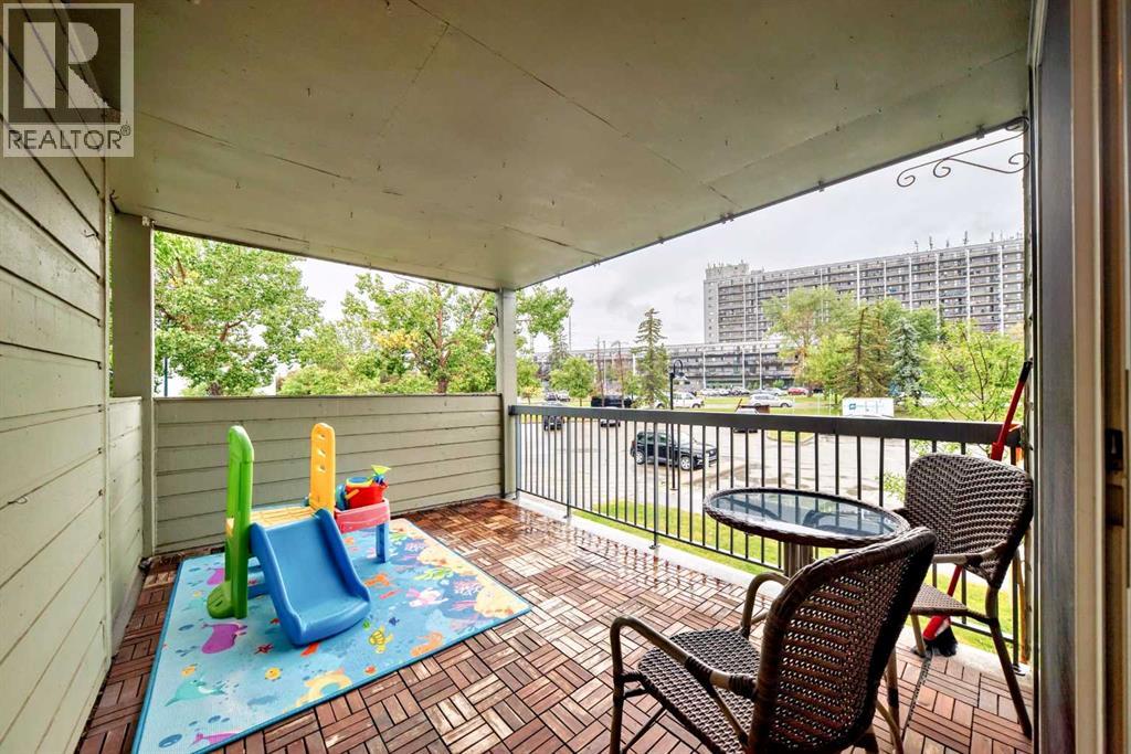 Single Family House for Sale in   Glamis Drive SW Glamorgan Calgary 