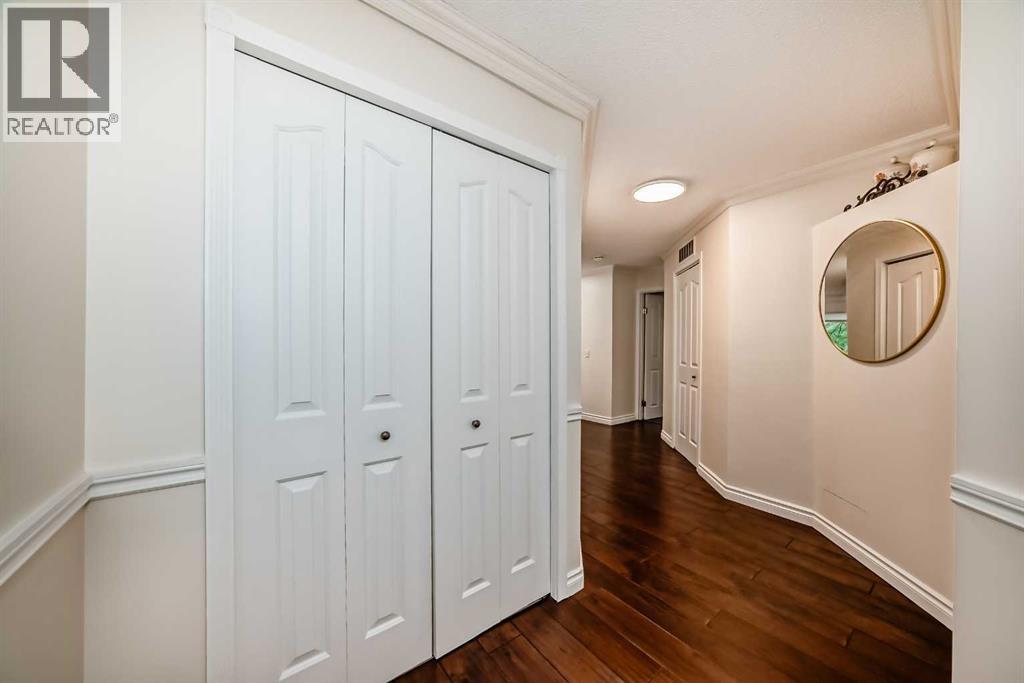 Single Family House for Sale in   Glamis Drive SW Glamorgan Calgary 
