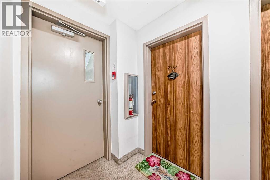 Single Family House for Sale in   Glamis Drive SW Glamorgan Calgary 