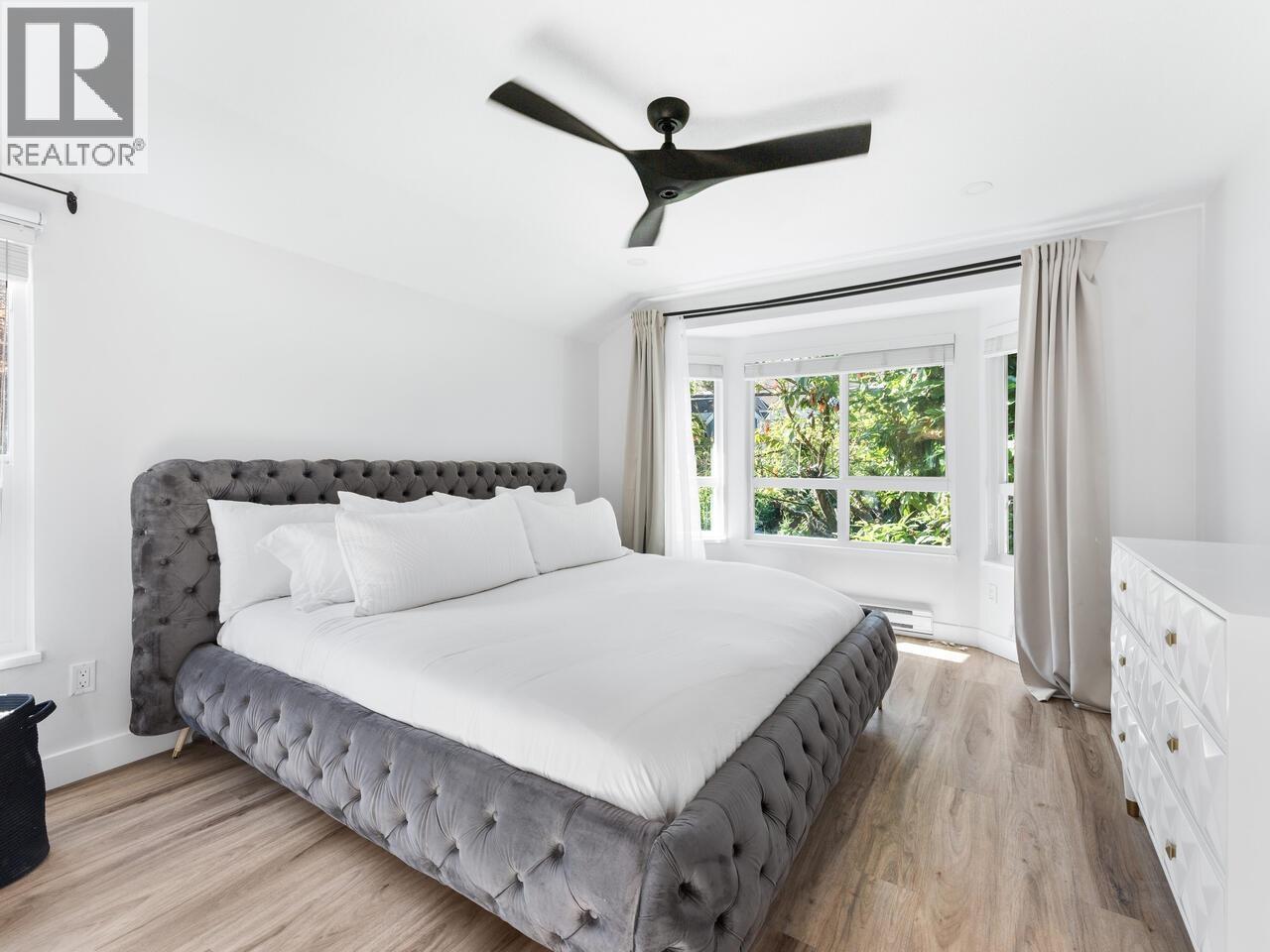 Photo 10 of 848 W 16th Street, North Vancouver BC