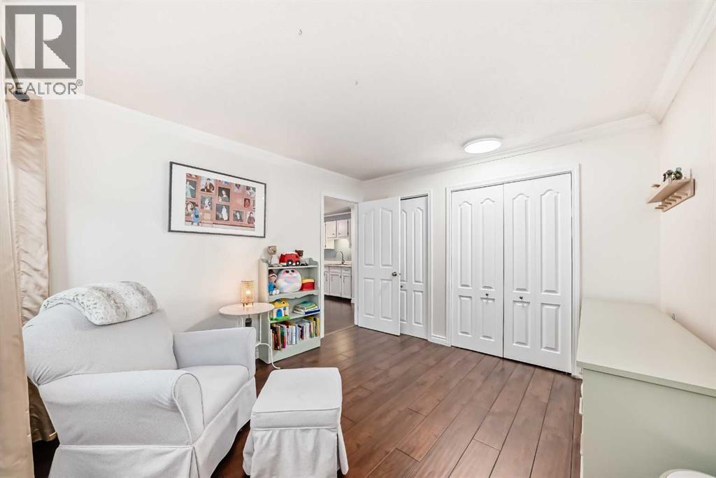 Single Family House for Sale in   Glamis Drive SW Glamorgan Calgary 