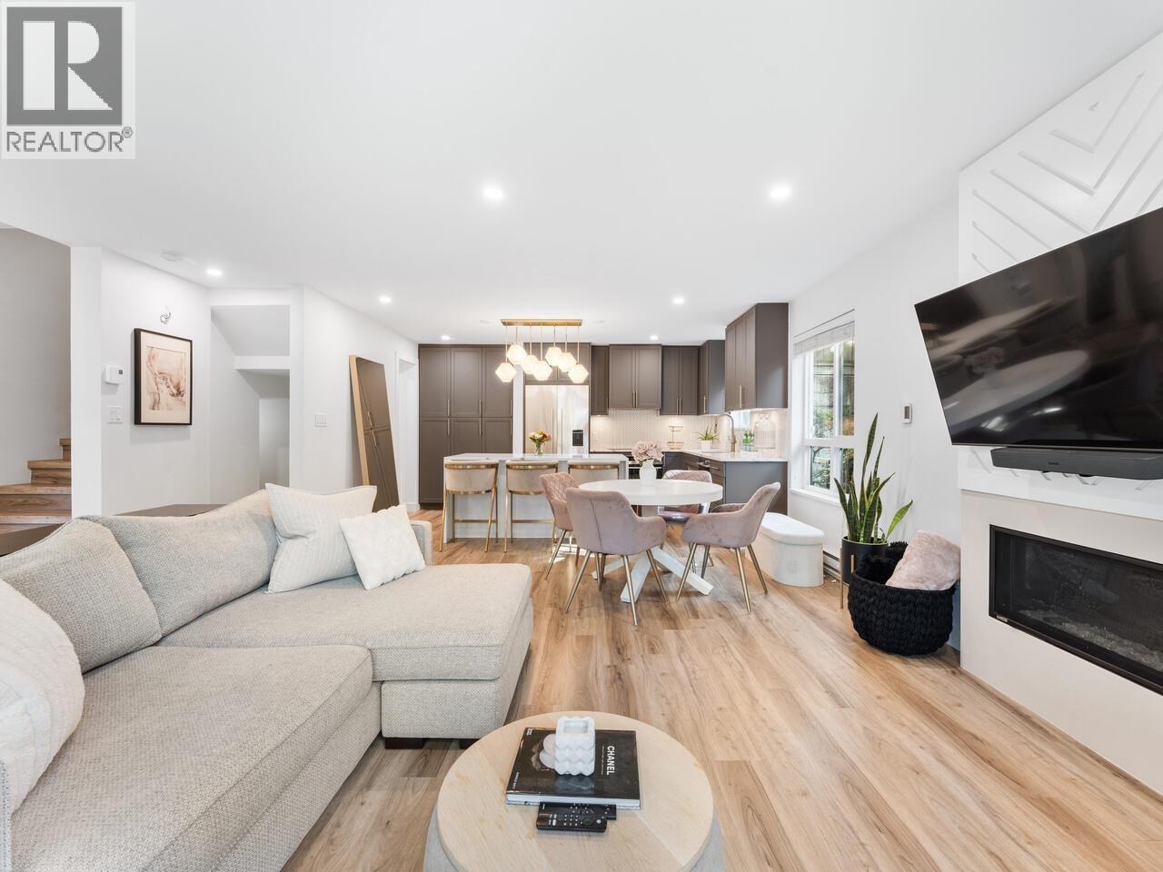 Photo 1 of 848 W 16th Street, North Vancouver BC