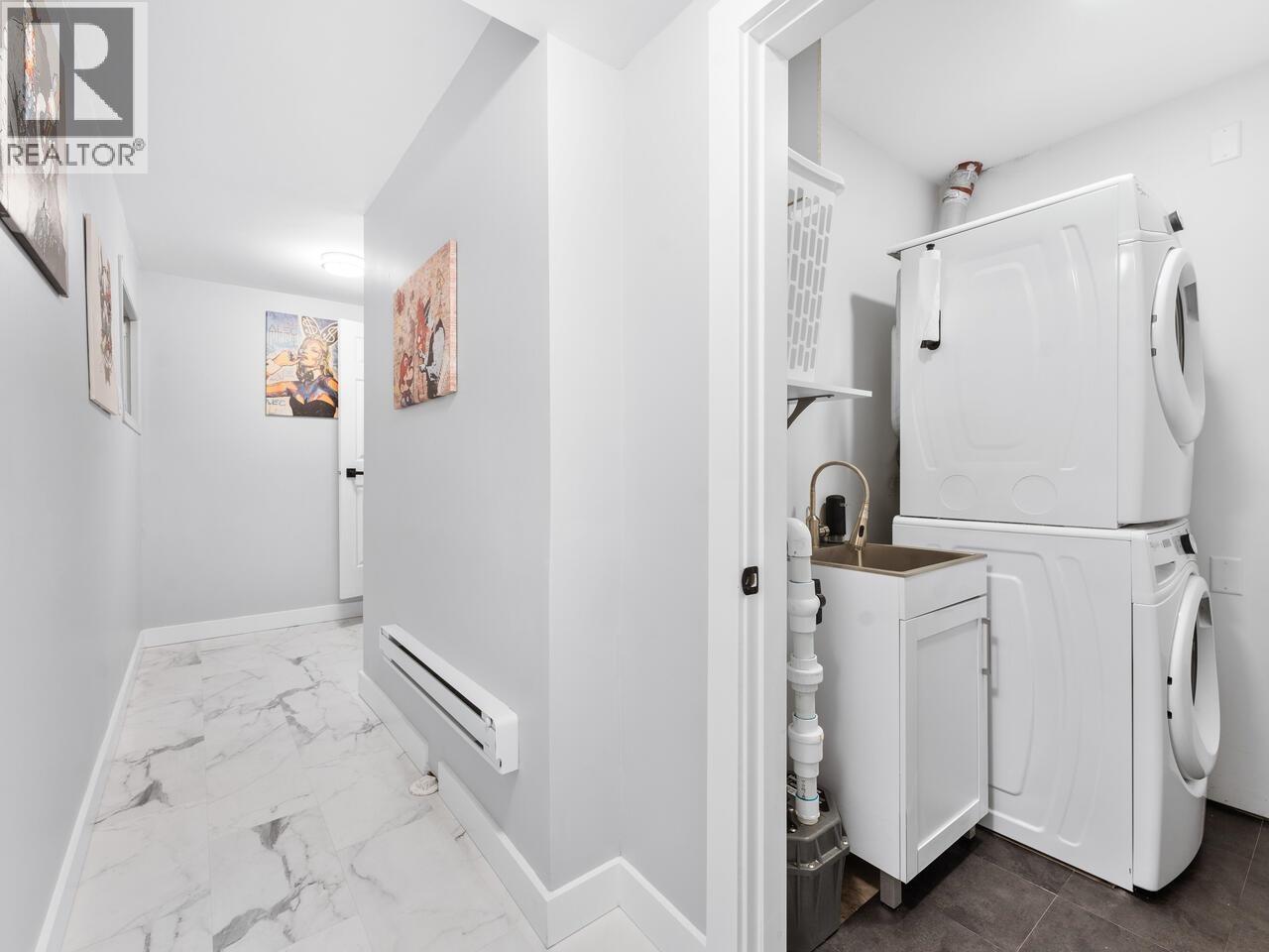 Photo 17 of 848 W 16th Street, North Vancouver BC