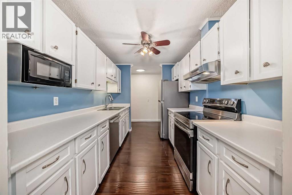 Single Family House for Sale in   Glamis Drive SW Glamorgan Calgary 