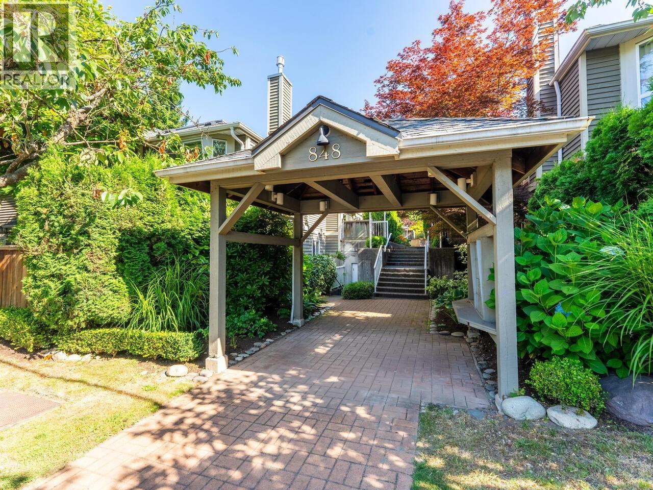 Photo 25 of 848 W 16th Street, North Vancouver BC