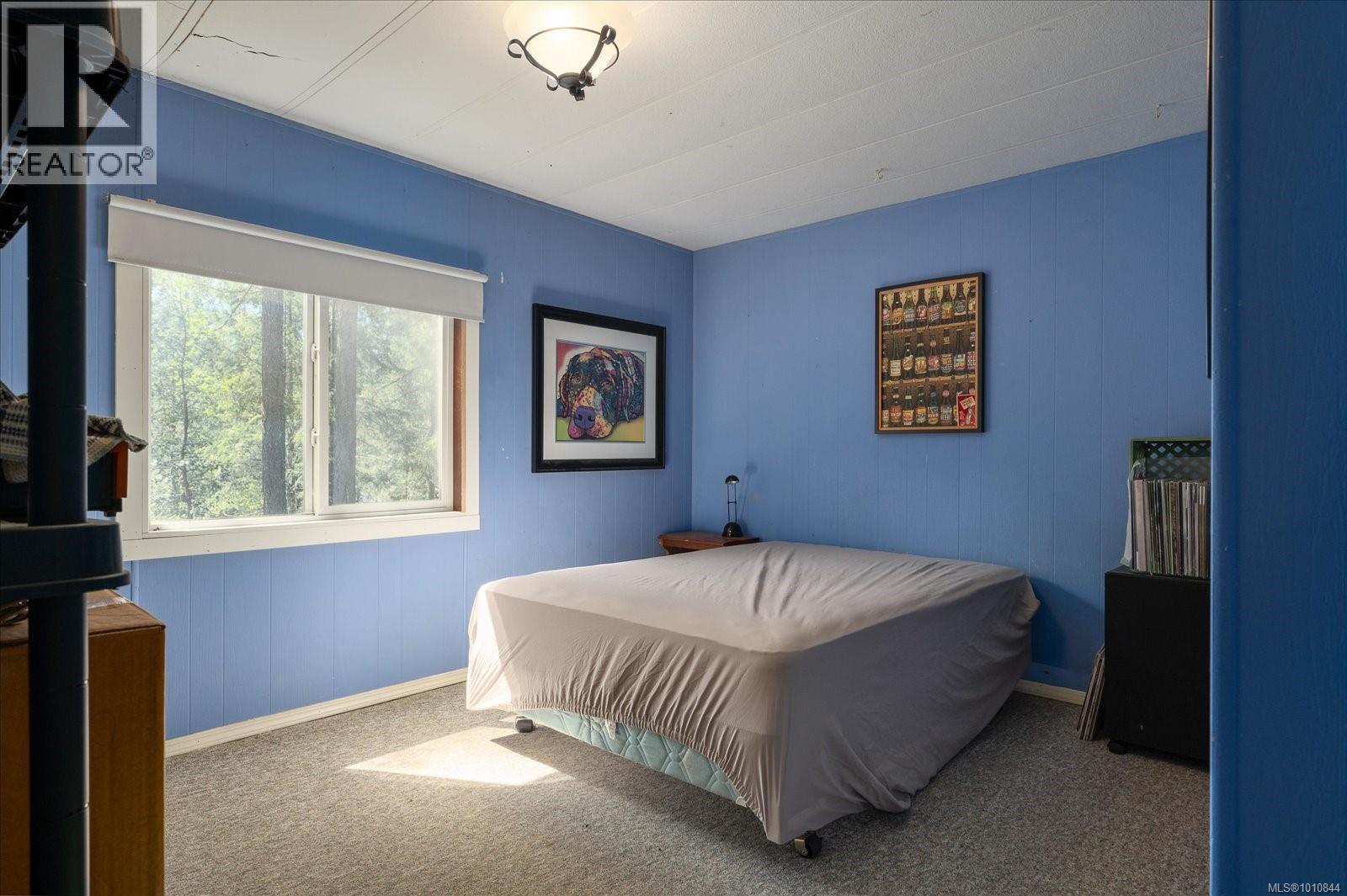 Photo 3 of 69 Lake Pl, Nanaimo BC