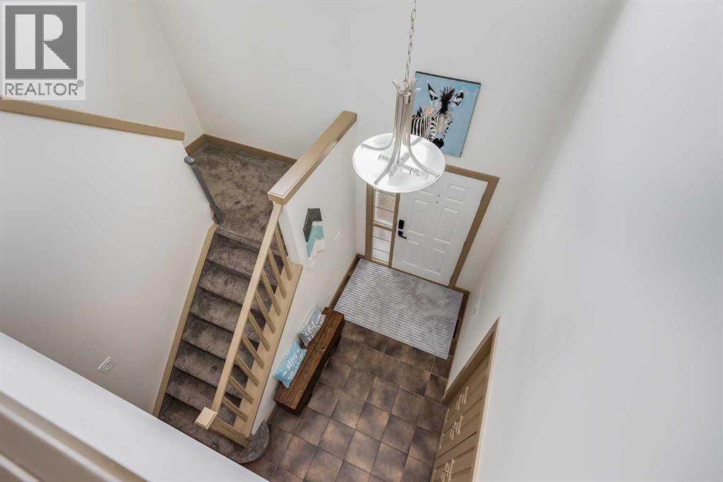 Photo 45 of 119 Westmount Road, Okotoks AB