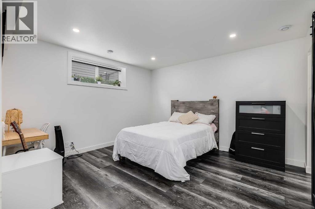 Photo 30 of 119 Westmount Road, Okotoks AB