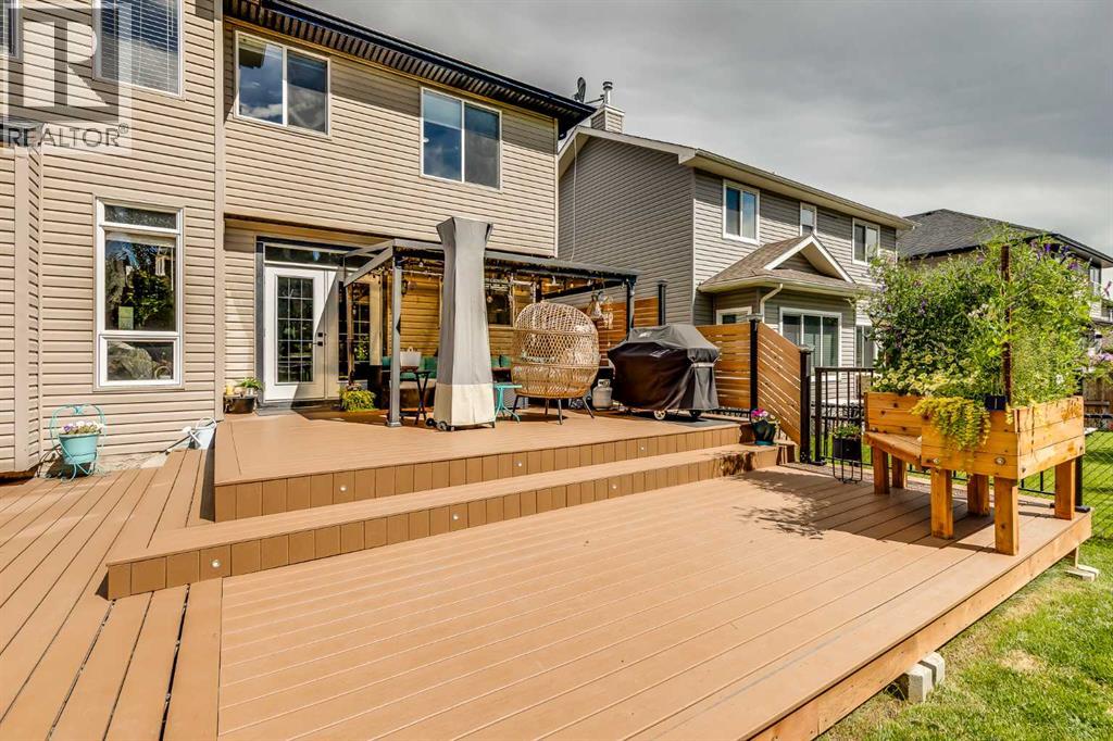 Photo 32 of 119 Westmount Road, Okotoks AB